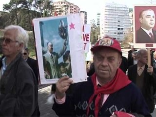 PARAKALIMI I NOSTALGJIKEVE, “ENVERISTET” SHMANGEN NGA CEREMONITE SHTETERORE LAJM