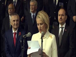 CEREMONI PER 70 VJETORIN E ÇLIRIMIT,FESTIMET KULMOJNE ME NJE DEMONSTRIM USHTARAK LAJM