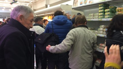 Action des producteurs d'œufs dans un hypermarché
