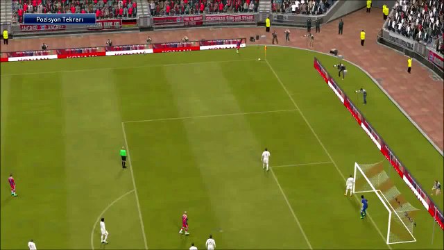 Pes 2015 rövaşata ve uzaktan güzel iki gol
