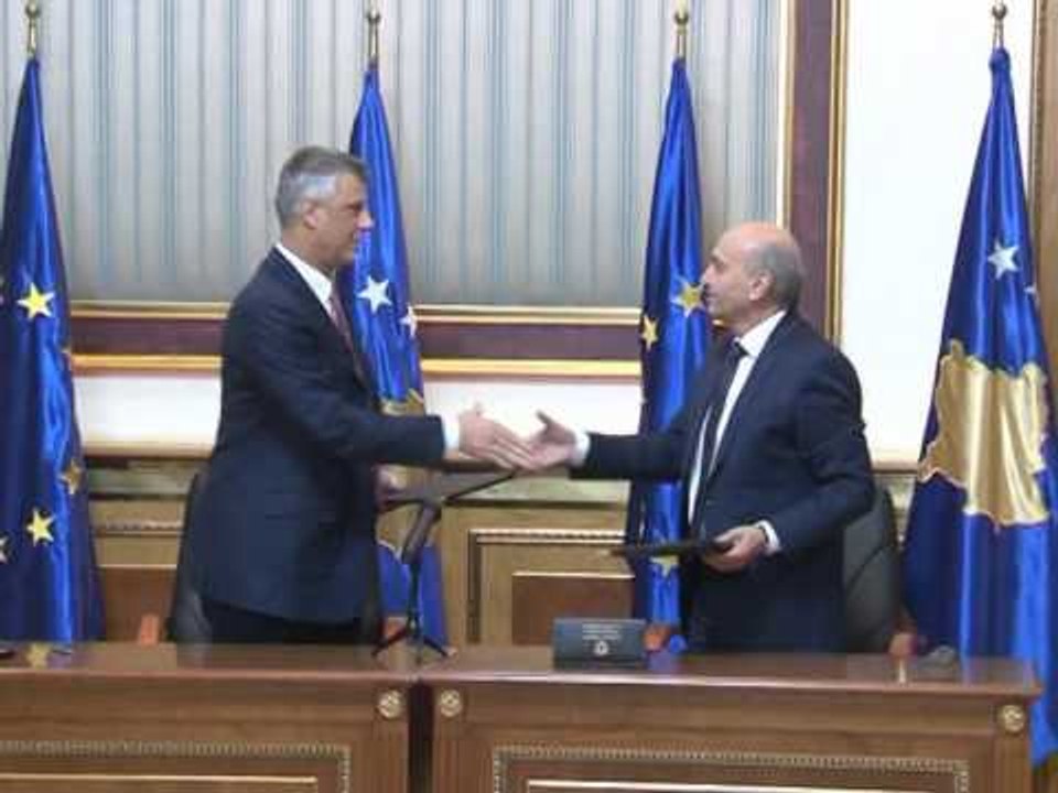 AGJENSIA REUTERS PER QEVERINE THAÇI MUSTAFA, “RIVALET PAKT PER NDARJEN E PUSHTETIT” LAJM