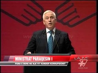 Ministrat paraqesin reformat - News, Lajme - Vizion Plus