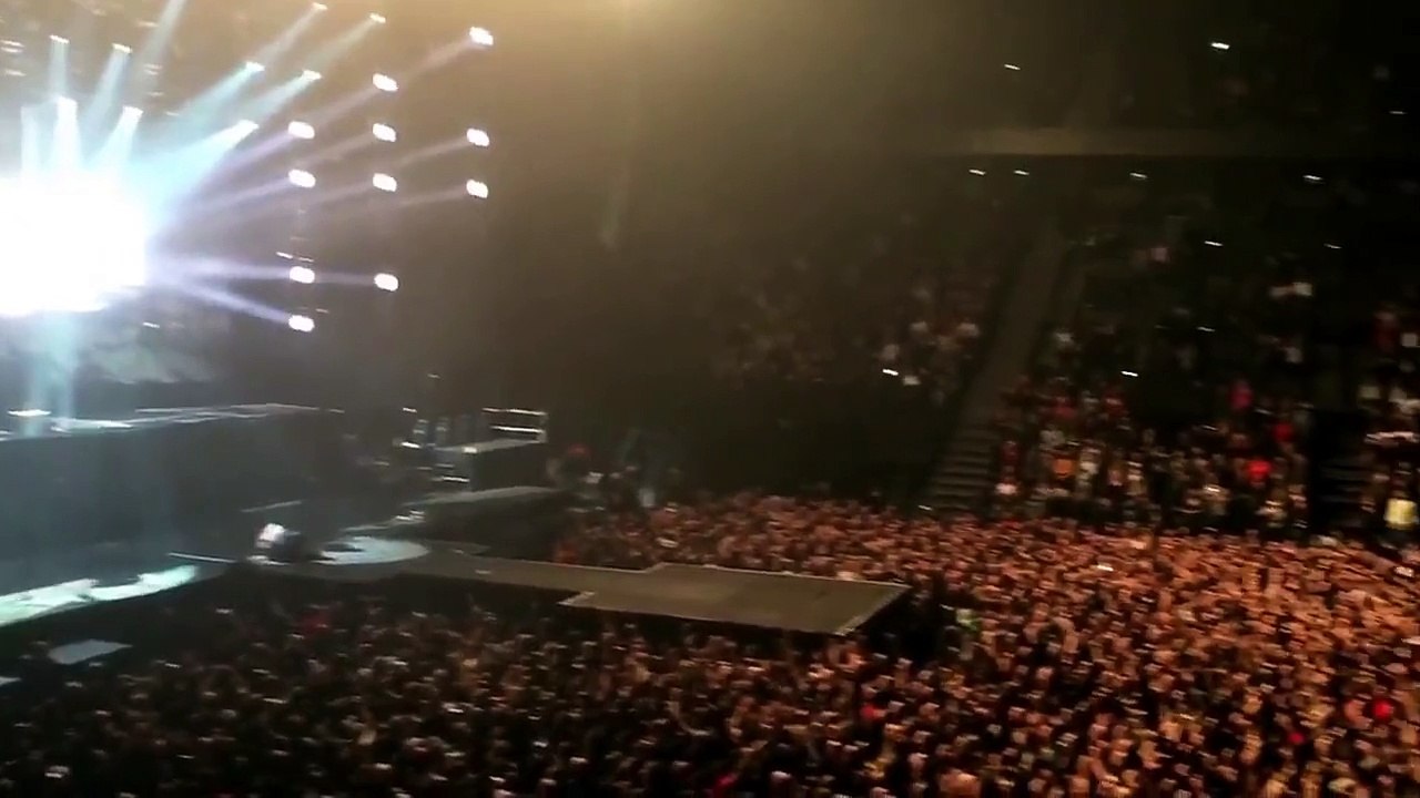 La marseillaise chanté pendant le concert de Scorpions à Paris