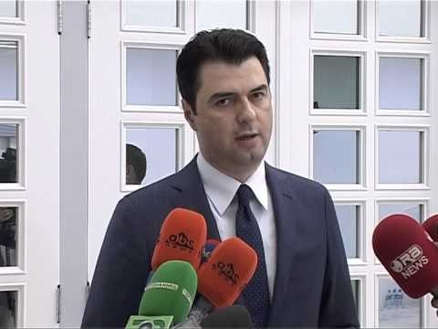 BASHA KUNDER VENDIMIT TE KUSHTETUESES, “NUK DO E PRANOJME KURRE NDARJEN E RE TE VENDIT” LAJM