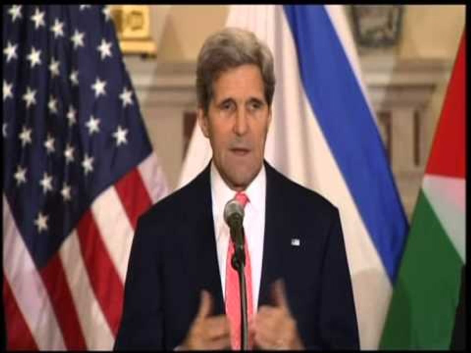 JOHN KERRY NE LONDER ME QELLIM PER TE SHTYRE ME TEJ BISEDIMET E PAQES NE LINDJEN E MESME LAJM