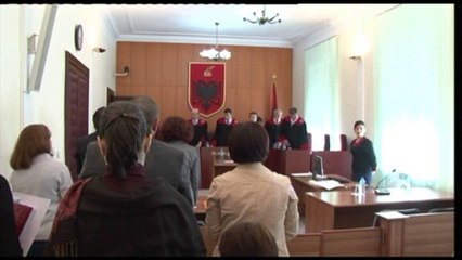 KOMISIONI HETIMOR PER SHKARKIMIN E CEFES E LELCAJT