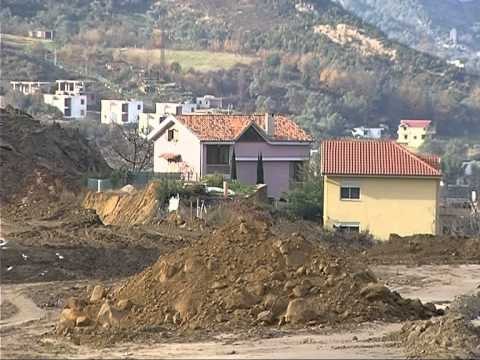 BLLOKOHET SERISH QARKULLIMI NE RRUGEN TIRANE ELBASAN PRANE FSHATIT IBE LAJM