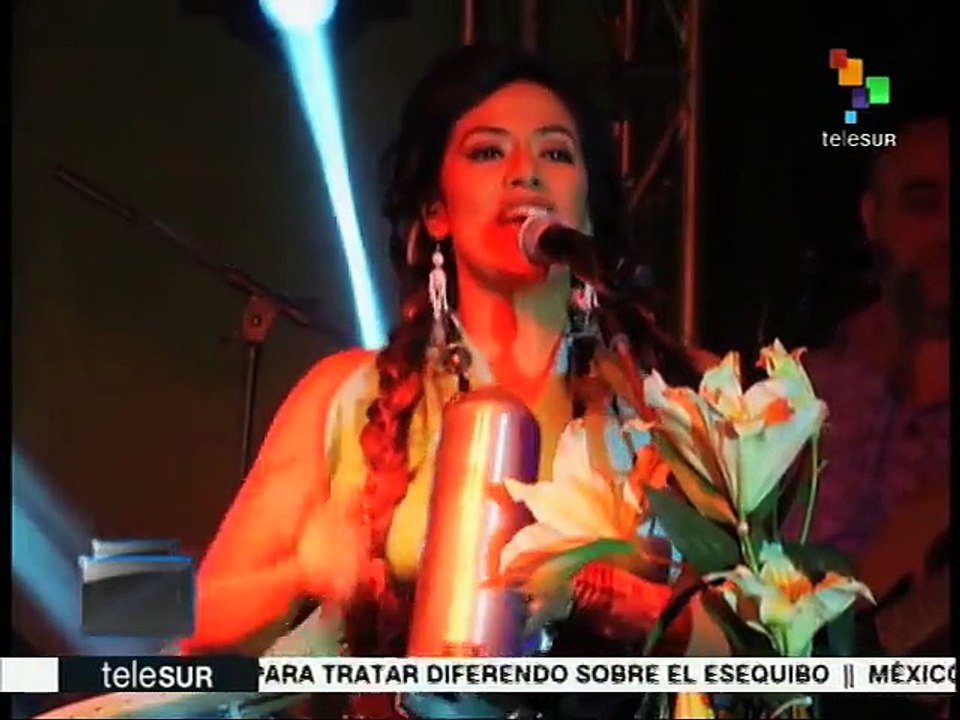 Cruce de palabras: Lila Downs