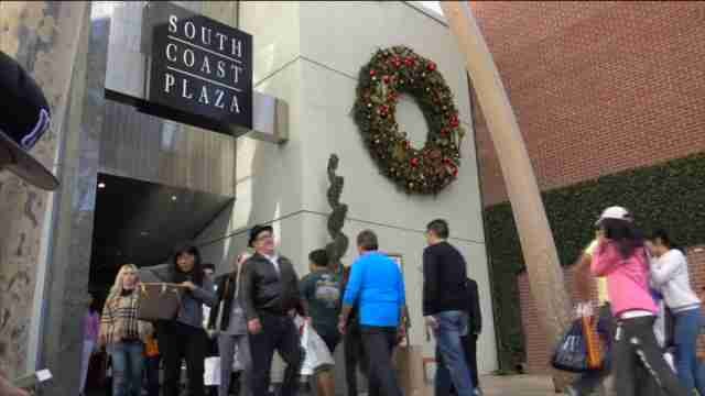 Menos multitudes y más compras por Internet en EE.UU por el Viernes Negro