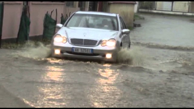 RESHJE DEBORE NE PJESEN ME TE MADHE TE VENDIT