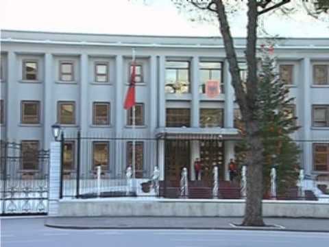 NISHANI U DERGON LETER KREREVE TE GRUPEVE PARLAMENTARE PER GJYKATEN E LARTE LAJM