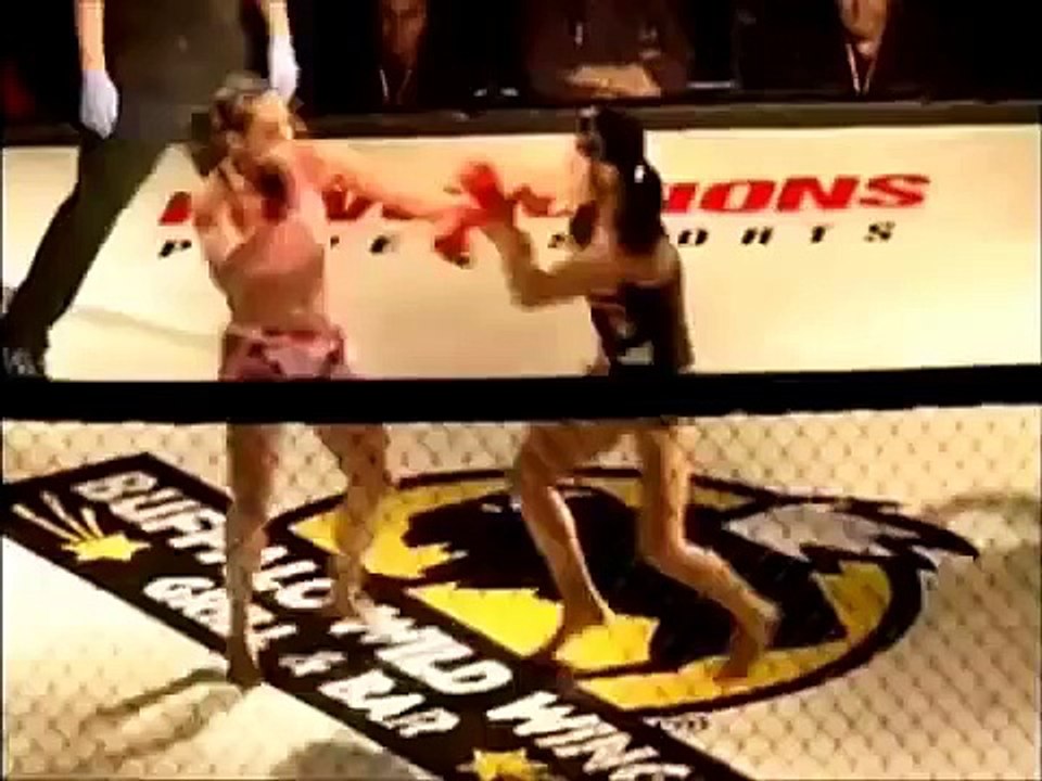 Cat Zingano vs Carina Damm show