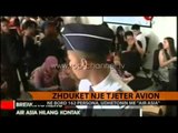 Zhduket një tjetër avion - Top Channel Albania - News - Lajme