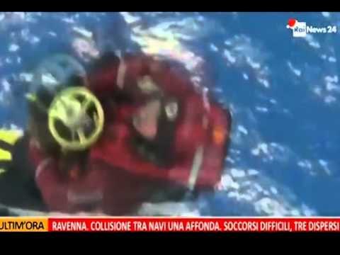 TRAGETI PERFSHIHET NGA FLAKET,EVAKUOHEN PASAGJERET,NDIHME DHE NGA PALA SHQIPTARE LAJM