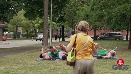 Human Pyramid Picture FAIL - Throwback Thursday