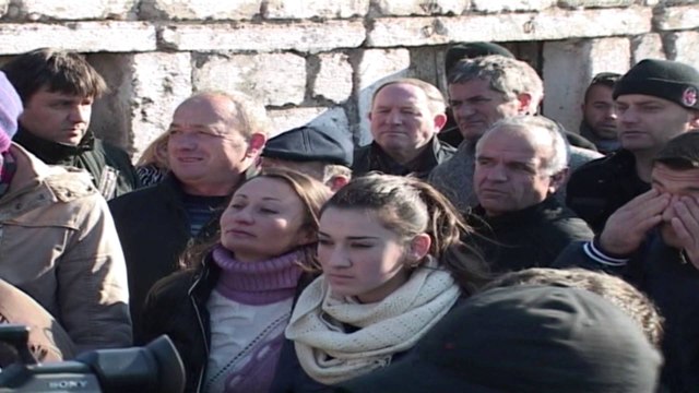 BUSTI I FISHTES VENDOSET NE FSHATIN E LINDJES