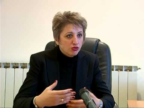 QEVERIA GJATE 2015 PRITET TE VENDOSE QE MIREMBAJTJA E DISA RRUGEVE TE BEHET ME KONCENSION LAJM