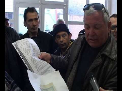 ULTIMATUMI I MINISTRISE PER MESUESIT SJELL DYNDJE NE SPORTELET E OSSHE NE LEZHE LAJM