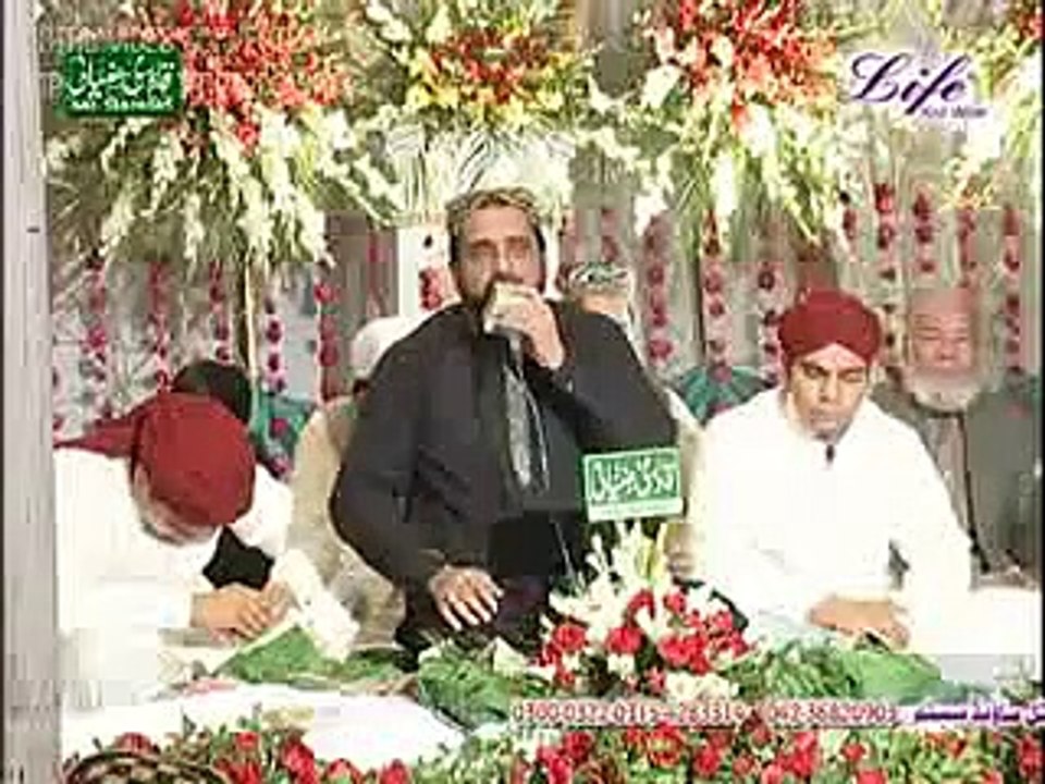 Qari_Shahid_Mehmood_Qadri_Full Naat Sohneya_Shan_Kamal_Ne_Teriyan_Zulfan_De_By_Harooni_Group-