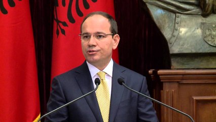 NISHANI: GAZETARET TE MOS JOSHEN NGA POLITIKA