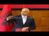 Hyn në fuqi skema e re e pensioneve - Top Channel Albania - News - Lajme