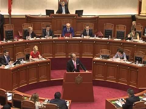 SOT STARTON SESIONI I RI PARLAMENTAR NE QENDER TE VEMENDJES REFORMA NE DREJTESI LAJM