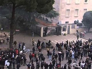QEVERIA APEL DREJTESISE TE VEPROJE, “NUK DO TA HARROJME KURRE 21 JANARIN” LAJM