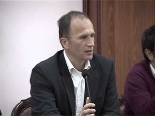 RREZIKOHET VENDBANIMI I KOMANIT, SPECIALISTET KERKOJNE DEVIJIMIN E INTERKONJESIONIT LAJM