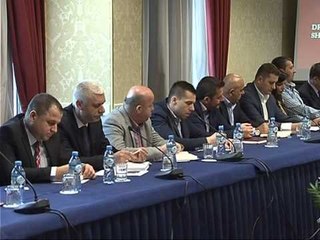 SHTYHET PER ZBATIM NE MUAJIN MARS PATENTA E RE ME PIKEZIM PREJ AKTEVE NENLIGJORE LAJM