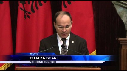 PRESIDENTI NISHANI DEKORON NUNCIN APOSTOLIK INGLES