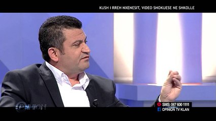 Opinion - Kush i rreh nxenesit? Video shokuese ne shkolle! (26 Janar 2015)