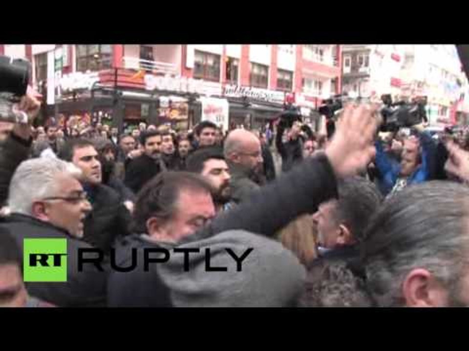 Turkish police use pepper spray to disperse protesters in Ankara