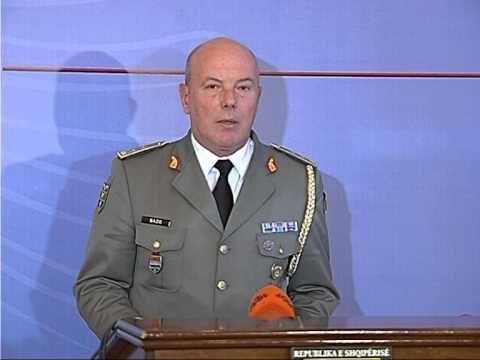 MINISTRIA E MBROJTJES SQARON SE MAJORI FEKA KISHTE 18 VJET TEK FORCAT E ARMATOSURA LAJM