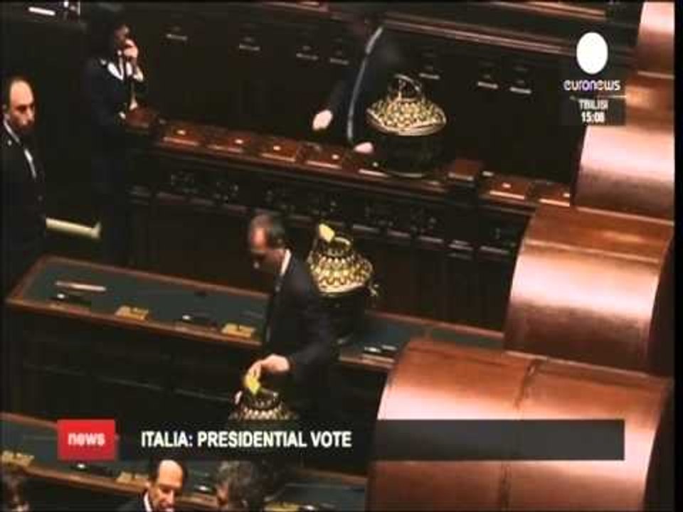 DESHTON EDHE RAUNDI I DYTE I VOTIMIT PER PRESIDENTIN E RI TE ITALISE KRIZA NE PRAG LAJM