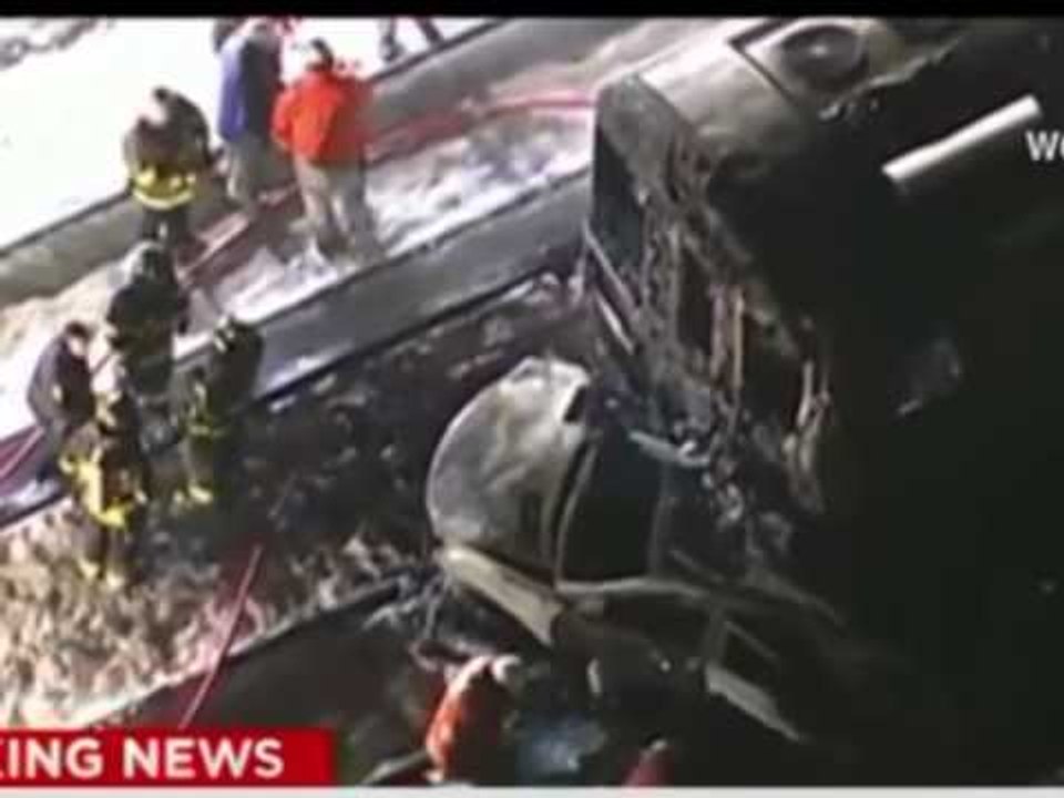7 VIKTIMA PAS PERPLASJES SE NJE TRENI ME NJE MAKINE PRANE NEW YORKUT LAJM