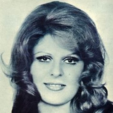 Çayelinden Öteye - Neşe Karaböcek