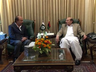 CM SINDH SYED QAIM ALI SHAH  MEETS NISAR KHOHRO (28-11-2015)