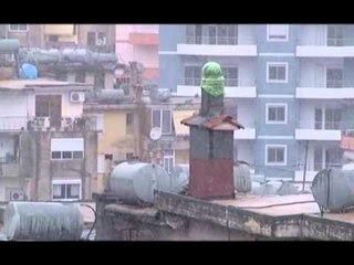 EDHE GJIROKASTRA MBULOHET NGA DEBORA POR RRUGET NUK JANE BLLOKUAR LAJM