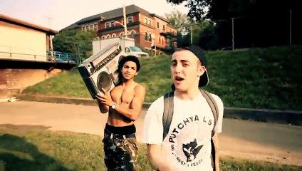 Mac Miller - Kool Aid and Frozen Pizza (OFFICIAL MUSIC VIDEO)NEW