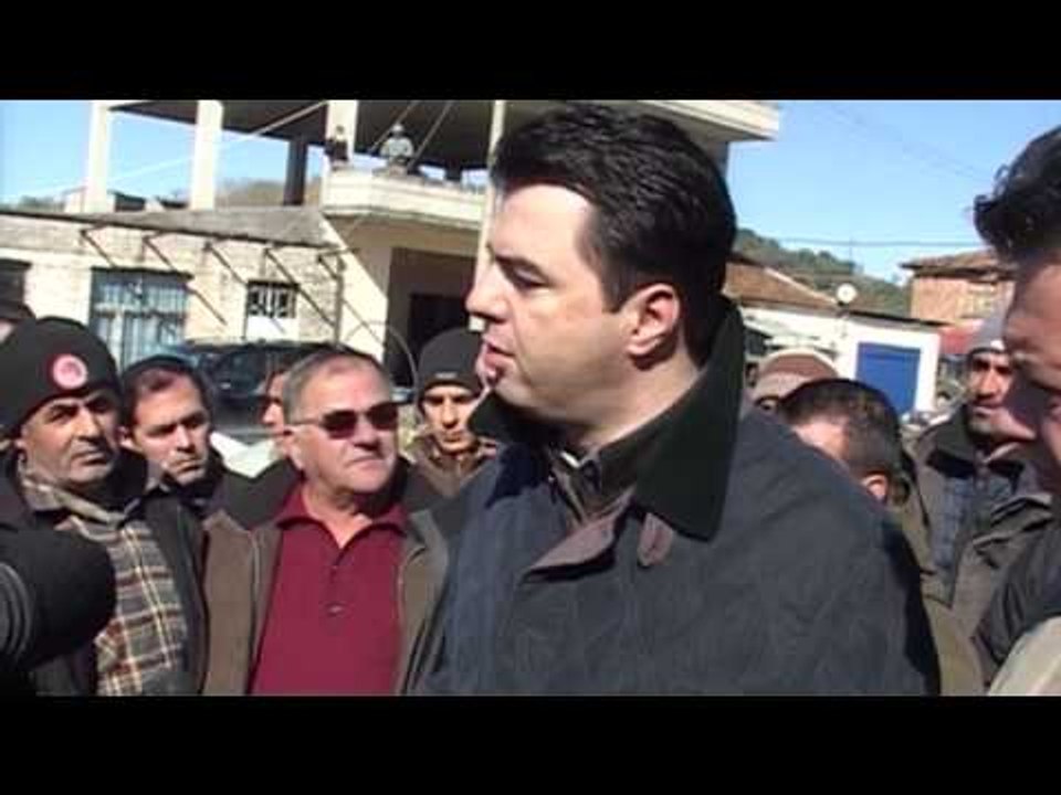 BASHA: QEVERIA PERSEKUTON KOMUNAT E DJATHTA