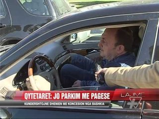 Qytetarët: Jo parkim me pagesë - News, Lajme - Vizion Plus
