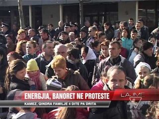 Protesta për energjinë në Kamëz - News, Lajme - Vizion Plus