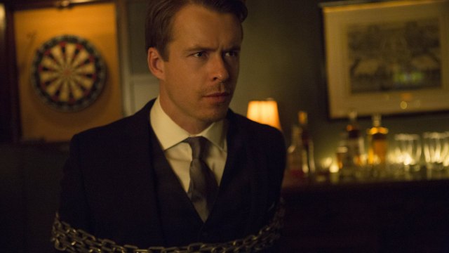 The Vampire Diaries (S7E8) : Hold Me, Thrill Me, Kiss Me, Kill Me full episode,