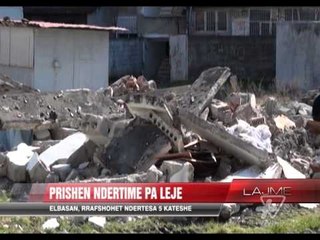 Download Video: Elbasan, prishet një ndërtesë 5 katëshe - News, Lajme - Vizion Plus