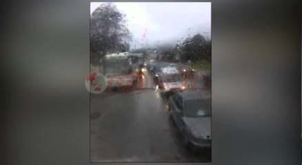 Defekti i palës maqedonase bllokon lëvizjen në Qafë Thanë- Ora News- Lajmi i fundit-