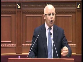 RREZOHET DEKRETI I NISHANIT PER BORXHET, NGRIHET KOMISIONI PER DEKRIMINALIZIMIN LAJM