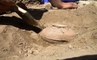Arheolozi iskopali 800 godina staru posudu