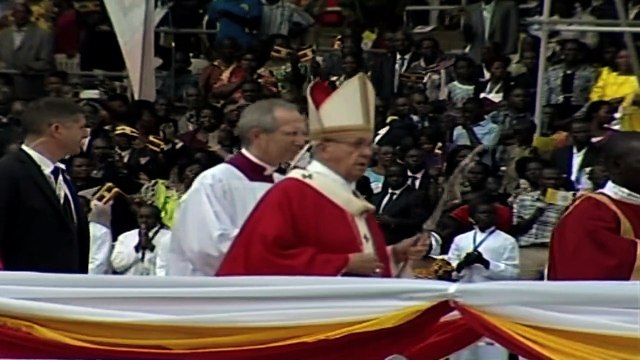 Pope honours Ugandan martyrs on Africa tour