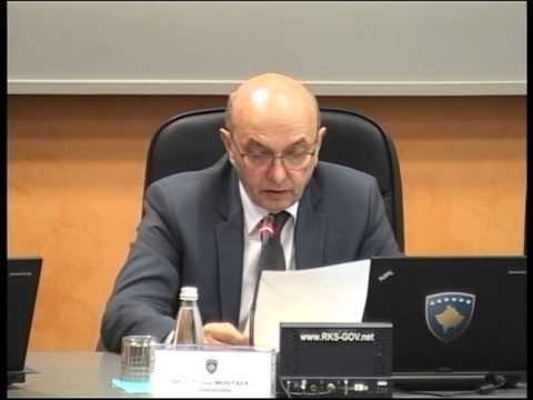 ISA MUSTAFA PREZANTON PROGRAMIN E QEVERISE SE KOSOVES, PRIORITET PUNESIMI LAJM