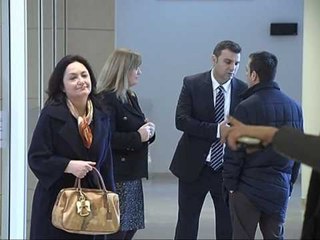 GUVERNATORI GENTI SEJKO SHKARKON 4 DREJTORE, DREJTONIN DEPARTAMENTET QE LIDHEN ME VJEDHJET LAJM